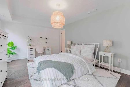 48 Hiawatha Court - Photo 5