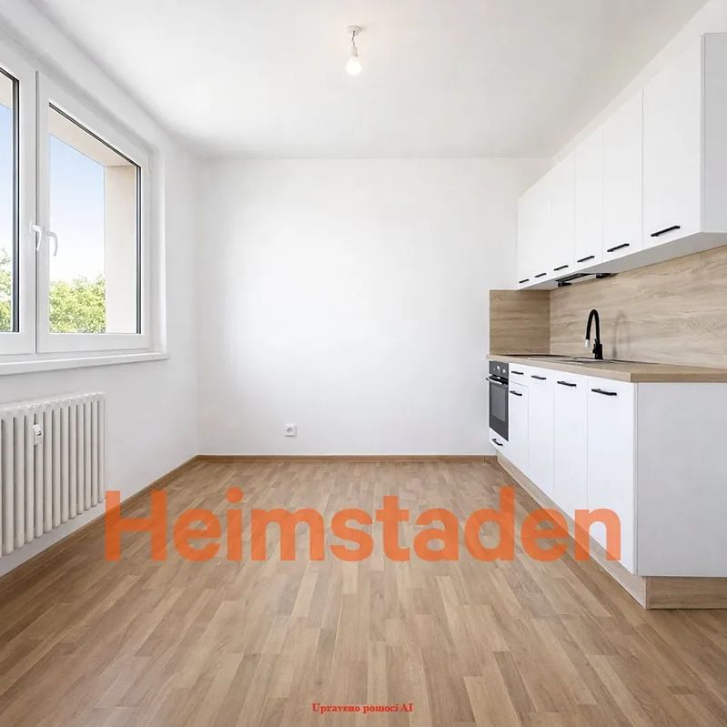 Pronájem bytu 1+kk 35 m² - Photo 1