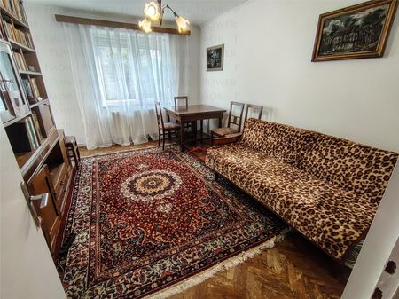 APARTAMENT 3 CAMERE SI GARAJ, ULTRACENTRAL, ZONA CETATE - Photo 3