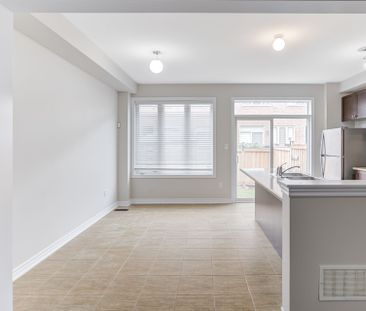 For Lease - 22 Goulston Street, Brampton, Ontario - Photo 3