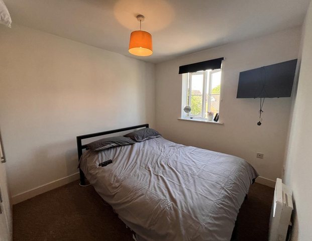 1 bedroom in a house share to rent - Photo 1