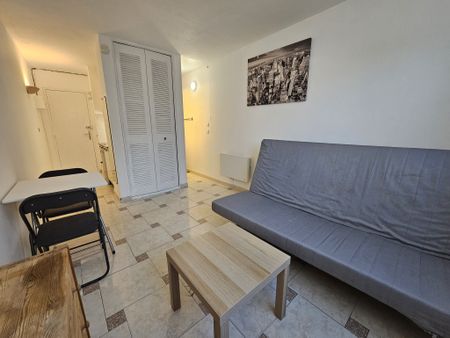 Location Appartement 1 pièce 18m² AIX EN PROVENCE 90ème - Photo 2