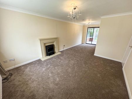 3 bedroom detached house to rent - Photo 2