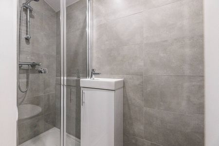 Studio Flat, Billington Road, SE14 - Photo 2