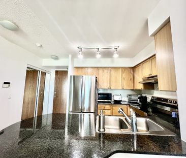 For Lease - 11 ONEIDA Crescent Unit# 805, Richmond Hill, Ontario - Photo 5