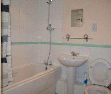 Mariner Close, New Barnet, Herts, EN4 - Photo 4