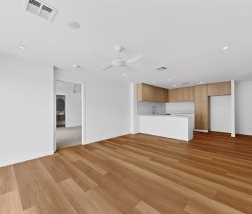 8/3 Moores Road, Redland Bay QLD 4165 - Apartment For Rent - $550 |... - Photo 3