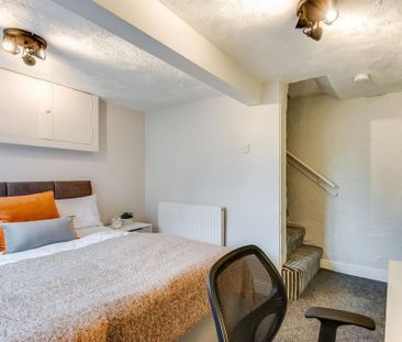 4 bedroom house to rent - Photo 3