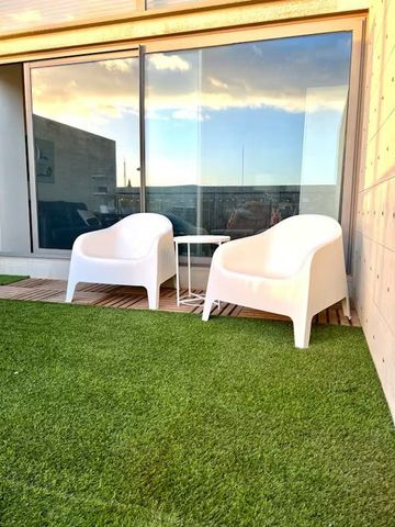 Carrer de la Creu Roja, Valencia, Valencian Community 46014 - Photo 2