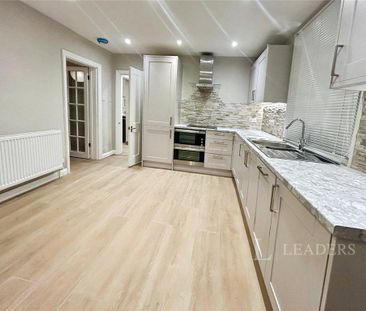 2 bedroom flat to rent - Photo 6