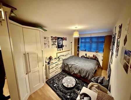 2 Bedroom Apartment To Let - Photo 2