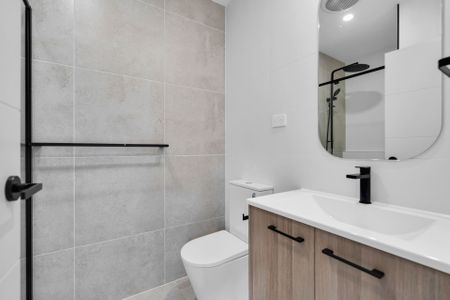 Brand new two-bedroom granny flat in Figtree Hill Estate - Photo 3