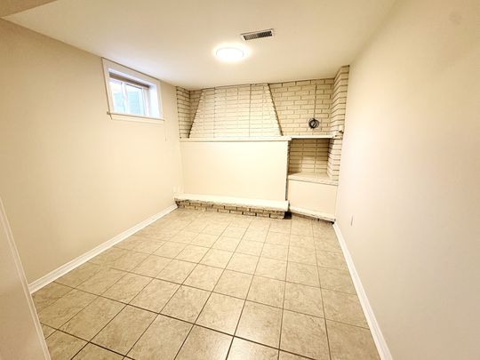 For Lease - 98 Newton Drive Unit# Basement, Toronto, Ontario - Photo 1