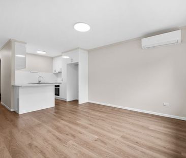 2/306 Hume St Centenary Heights - Photo 1