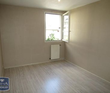 Location Appartement 4 pièces 80m² FONTAINE 38600 - Photo 2