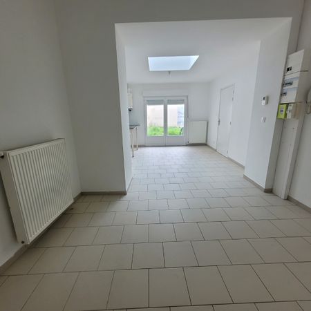 Location Appartement 1 pièce 28m² ST AMAND LES EAUX 59230 - Photo 4