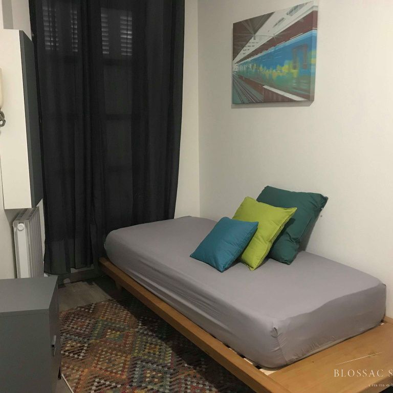Location Appartement 1 pièce 15m² POITIERS 86000 - Photo 1
