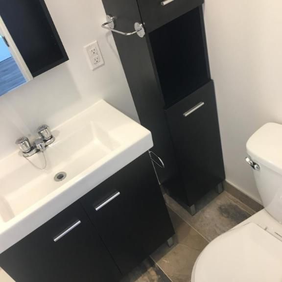 1 1/2 - Montréal (La Petite-Patrie) - 850 $/mois - Photo 1