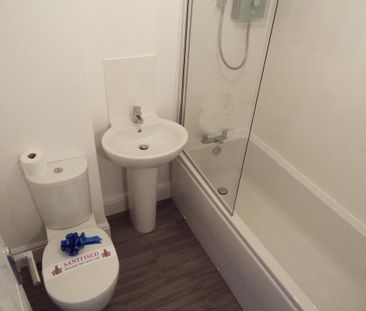 2 bedroom house to rent - Photo 2