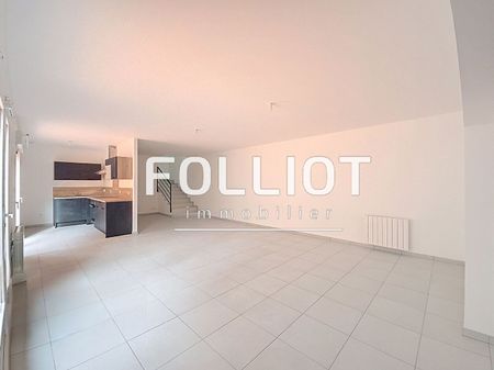 À louer : Appartement T4 entièrement rénovée ? Quartier Jeanne d'Arc, Fougères - Photo 2