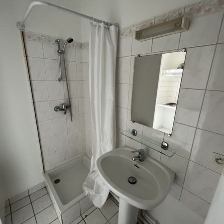 Location Appartement 1 pièce 17m² CLERMONT FERRAND 63000 - Photo 4