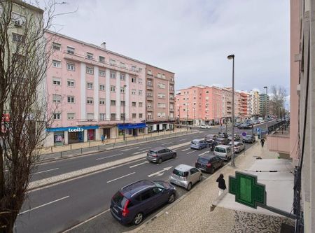 Avenida de Roma, Lisbon, Lisbon 1000-195 - Photo 4