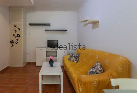 Alquiler de piso en Calle Calderón de la Barca - Photo 3