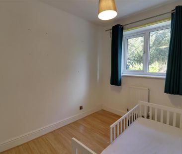 3 bedroom semi-detached house to rent - Photo 6