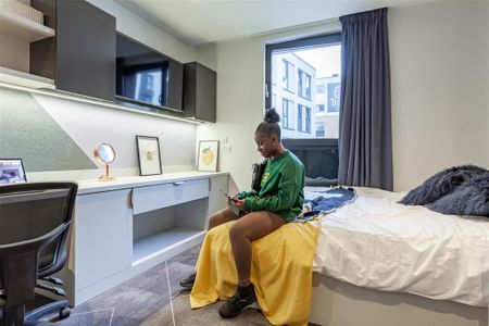 1 bedroom in a flat share to rent - Photo 3