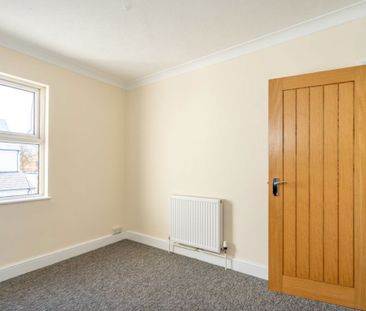 Flat 1,, Winget Terrace, Spencer Street - Photo 5