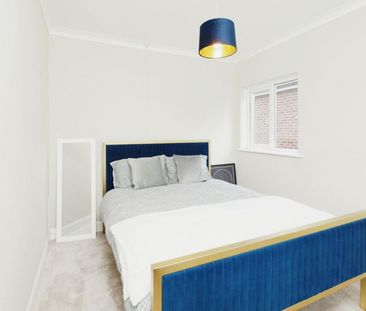 4 bedroom House To Let - Photo 2