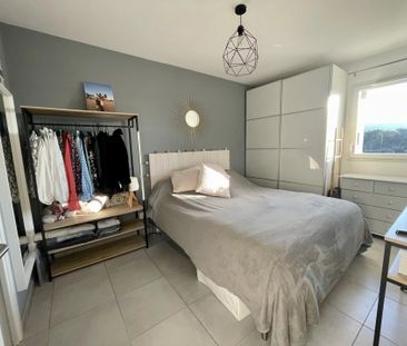 Location Appartement 2 pièces 40m² LA CIOTAT 13600 - Photo 3