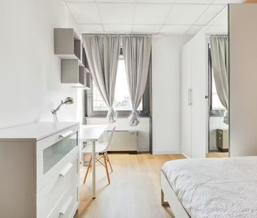 Via Privata Deruta, Milan, Lombardy 20132 - Photo 3