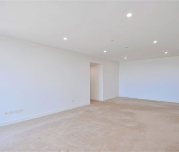 Luxurious 3-bedroom apartment at ERA Chatswood - Photo 1