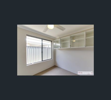 23 Gladstonbury Parade, Baldivis, WA 6171 - Photo 1
