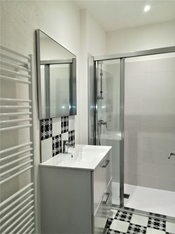 Location Appartement 3 pièces 62m² ANIANE 34150 - Photo 3