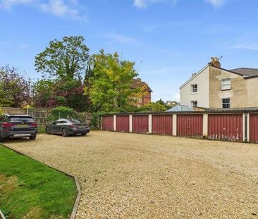 Overton Park Road, Cheltenham, GL50 - Photo 5