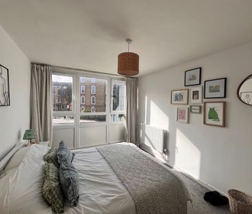 Room in a Shared Flat, Debdale House, E2 - Photo 3