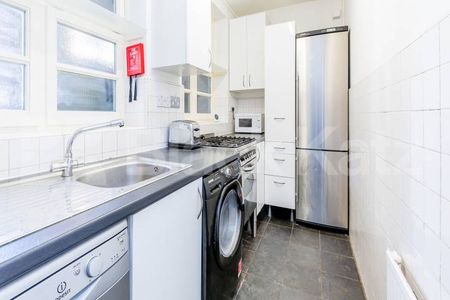 Located in a prime location in Bloomsbury close to all major universities - Photo 2
