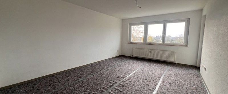 Helle, frisch modernisierte 2-Zimmer-Wohnung mit Balkon und Aufzug (2. OG) - Foto 1