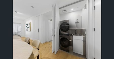 Absolutely Stunning Bayside Apartment in the Heart of Manly - Photo 5