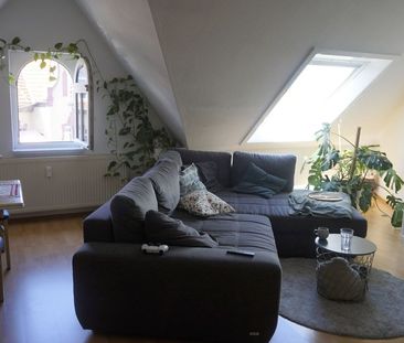 JUNGE PÄRCHEN AUFGEPASST! (stadtnahe) 3 Zimmer-DG-Wohnung sucht neue Mieter - Photo 1