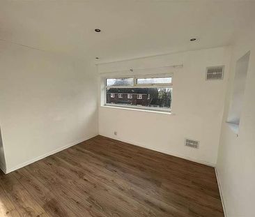 Barchester Avenue, Bolton, BL2 - Photo 5