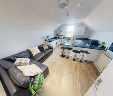 Room in a Shared Flat, Derby Road, NG7 - Photo 1