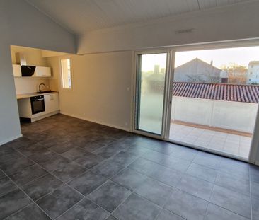 Location Appartement 2 pièces 45m² - Photo 2