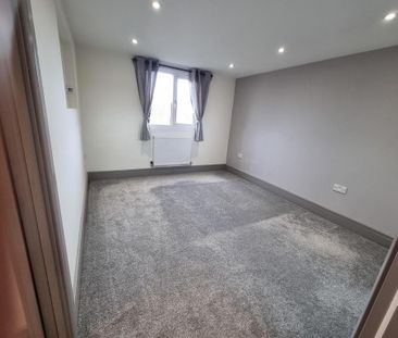 5 bedroom detached house to rent - Photo 6