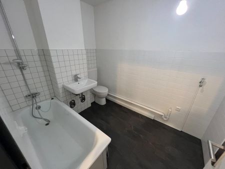 Schöne helle & gepflegte 2,5Zi Whg (ca. 65m²) im Grünen von Herne - Photo 2