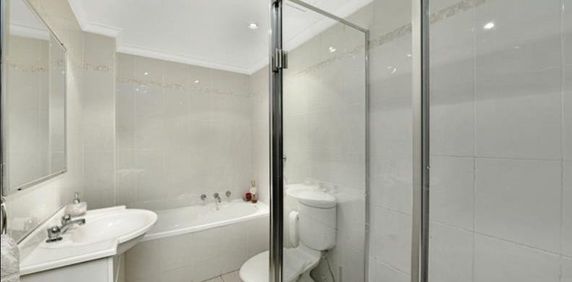 2/11-13 Waratah Avenue, Randwick NSW 2031 - Apartment For Rent | Domain - Photo 2