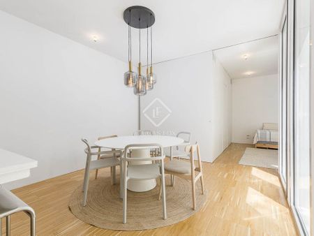 Barcelona, Catalonia 08023 - Photo 3