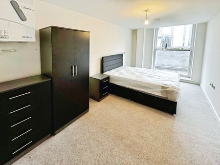 2 bedroom apartment to rent - Photo 4